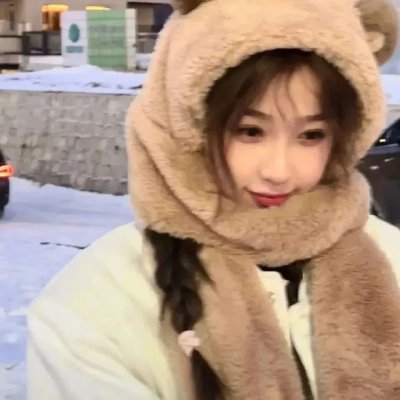 孔雀圣使请动心